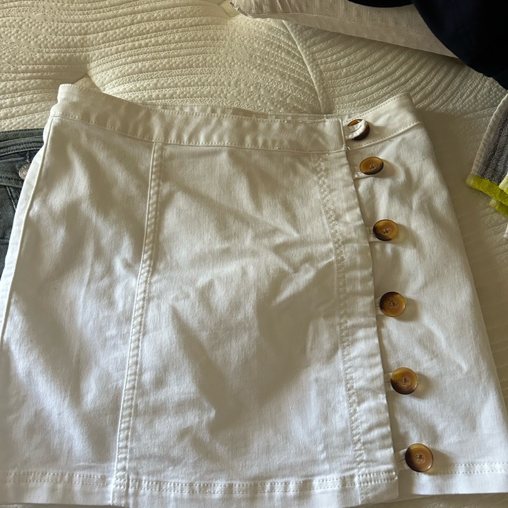 Free people white skirt. Never worn